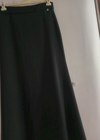 Siyah Drapeli Uzun  balik model Kadın Etek - Görsel 6