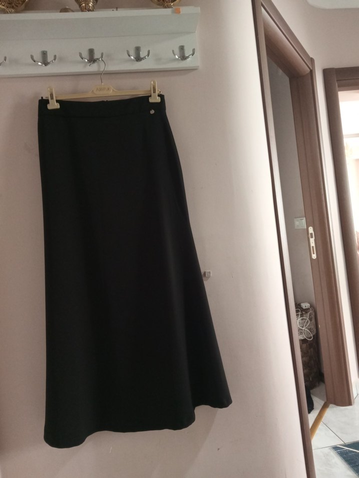 Siyah Drapeli Uzun  balik model Kadın Etek - Görsel 2