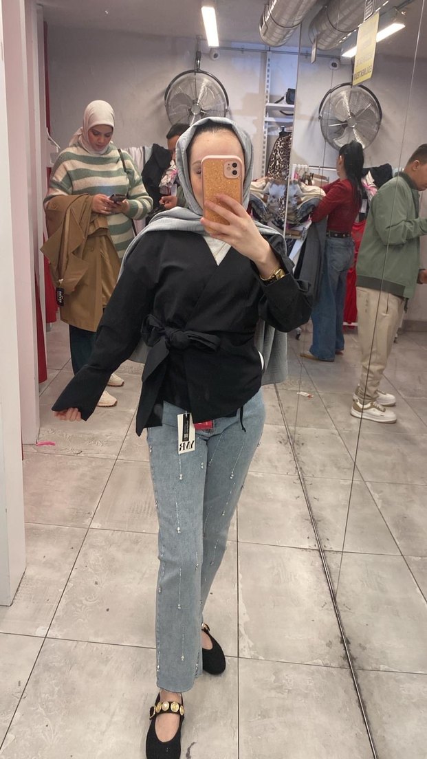 yandan bağlamalı siyah gömlek - Görsel 2