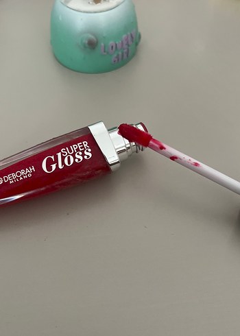 Deborah Super Gloss Kırmızı Parlak Ruj - Görsel 2
