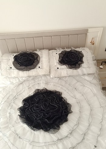 İşlemeli Beyaz Yatak Örtüsü - Görsel 7