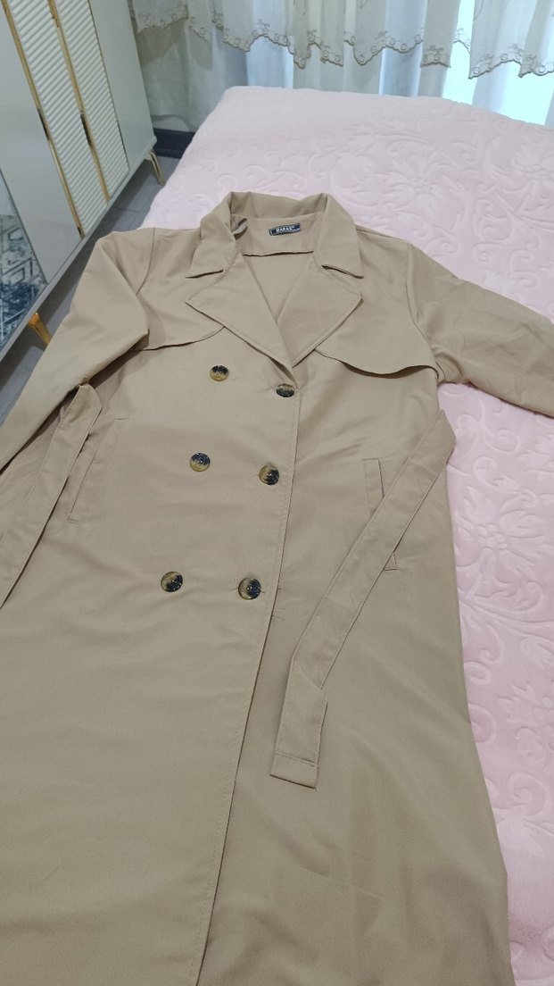 Düğmeli Bej Kadın Trençkot - Görsel 5
