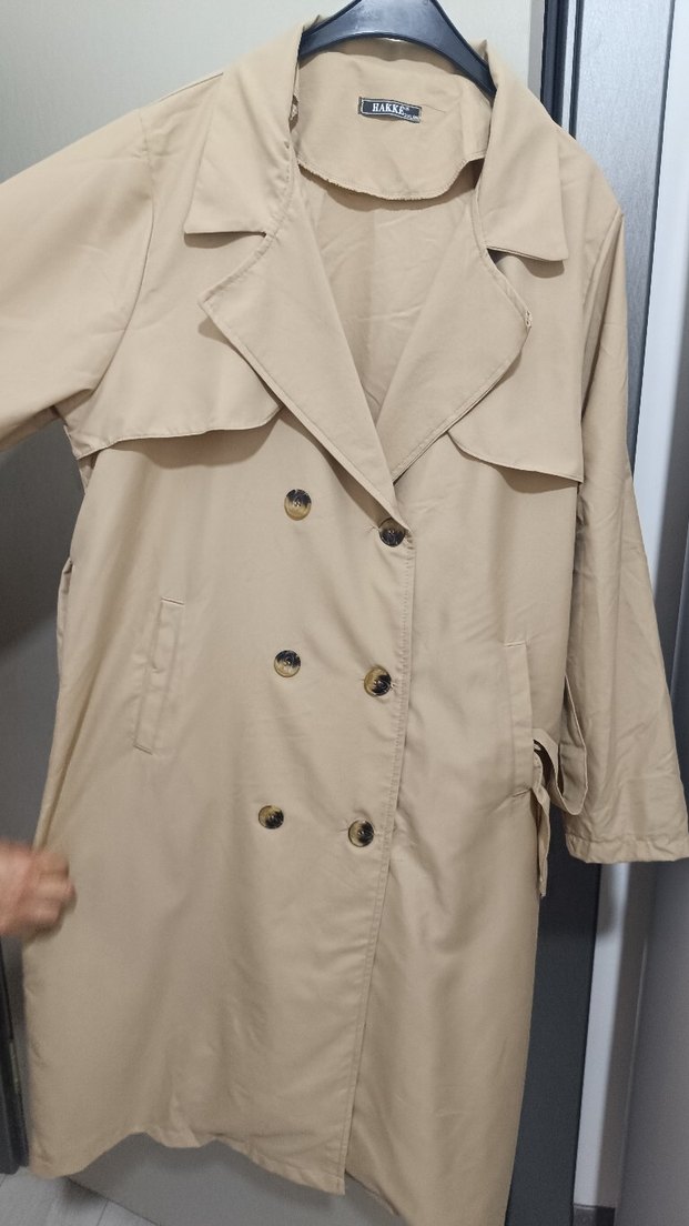 Düğmeli Bej Kadın Trençkot - Görsel 2