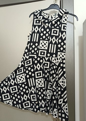 Siyah-Beyaz Desenli Midi Elbise - Görsel 2