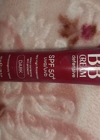 EliaMora Bordo Parlak BB Krem SPF 50+ - Görsel 2