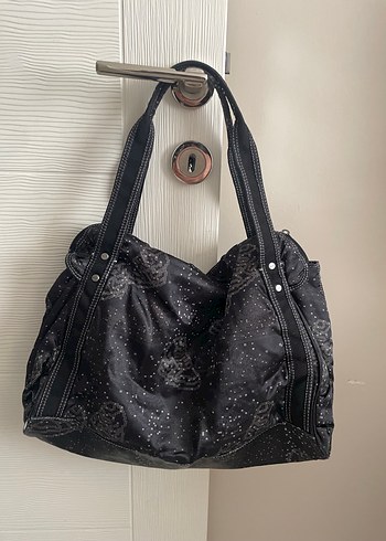 Nike Siyah Baskılı Tokalı Spor Çantası ORİJİNAL - Görsel 2