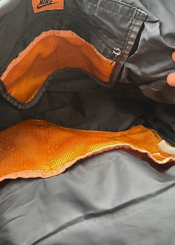 Nike Siyah Baskılı Tokalı Spor Çantası ORİJİNAL - Görsel 4