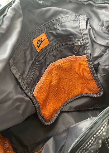 Nike Siyah Baskılı Tokalı Spor Çantası ORİJİNAL - Görsel 3