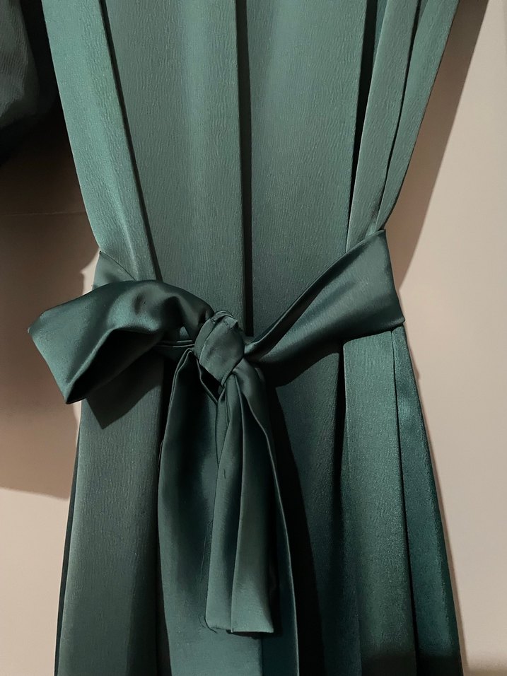 Uzun Kollu Koyu Yeşil Drapeli Kadın Elbise - Görsel 3