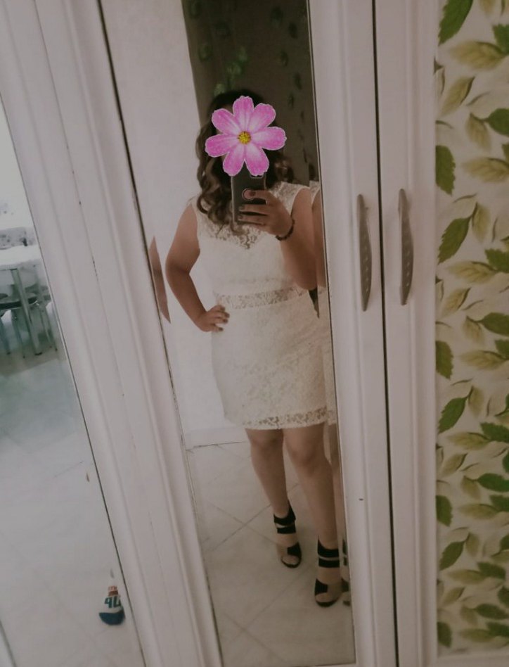 Yarı Transparan Dantel Detaylı Beyaz Abiye Elbise - Görsel 3