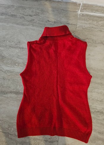 Diğer Sabri Özel Marka Kırmızı Boğazlı Kolsuz Triko Süveter