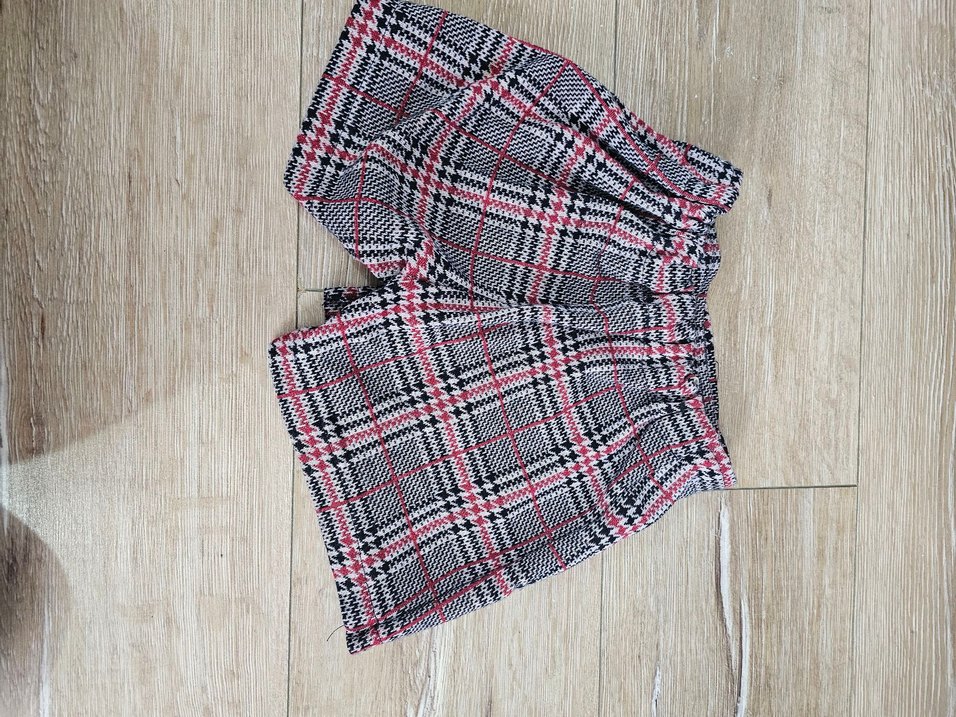 Gri Ekose Örgü Kız Çocuk Mini Kumaş Şort - Görsel 2