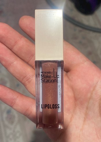 Newwell Parlak Bej Lipgloss
