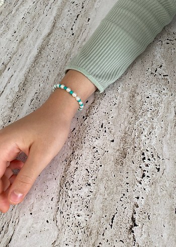 Diğer Turkuaz Boncuklu Minimalist Bileklik