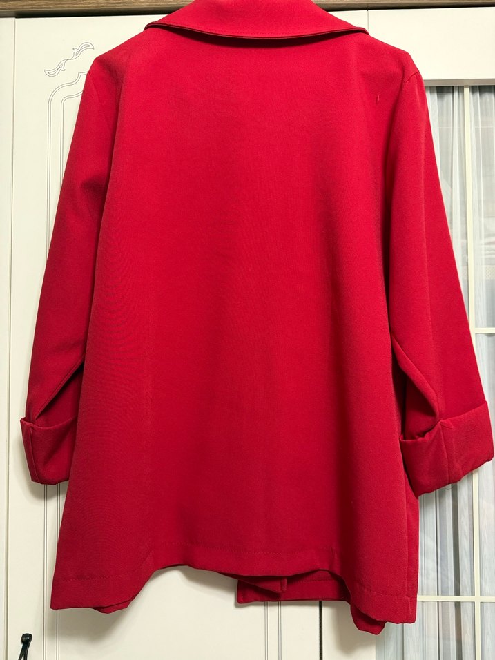 Kadın Kırmızı Düğmeli Midi Blazer Ceket - Görsel 4