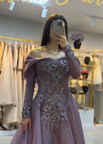 Mor İşlemeli Kayık Yaka Uzun Abiye - Görsel 6