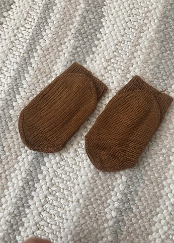 Erkek Çocuk Kahverengi Örgü Çorap - Görsel 2