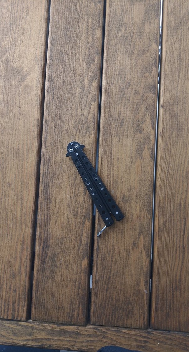 Siyah Kelebek Bıçak - Görsel 2