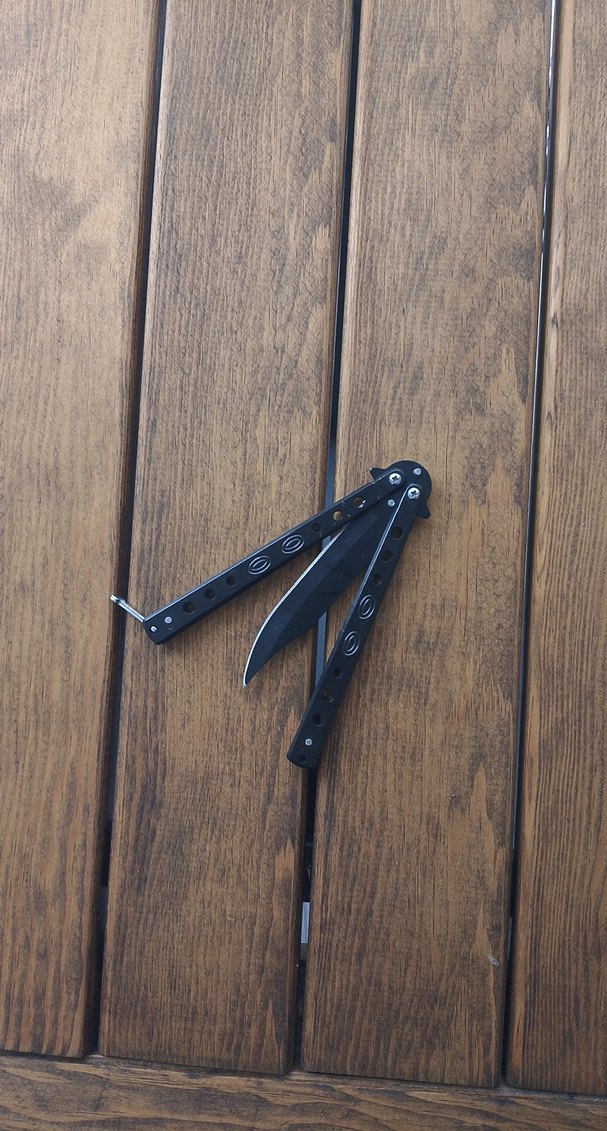 Siyah Kelebek Bıçak - Görsel 4