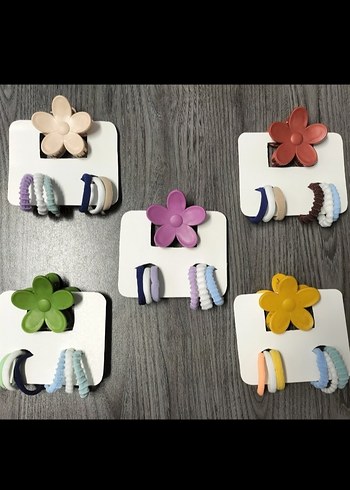 Çiçek Desenli Pastel Renkli Saç Tokaları