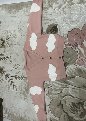 Düğmeli Pembe Crop Hırka