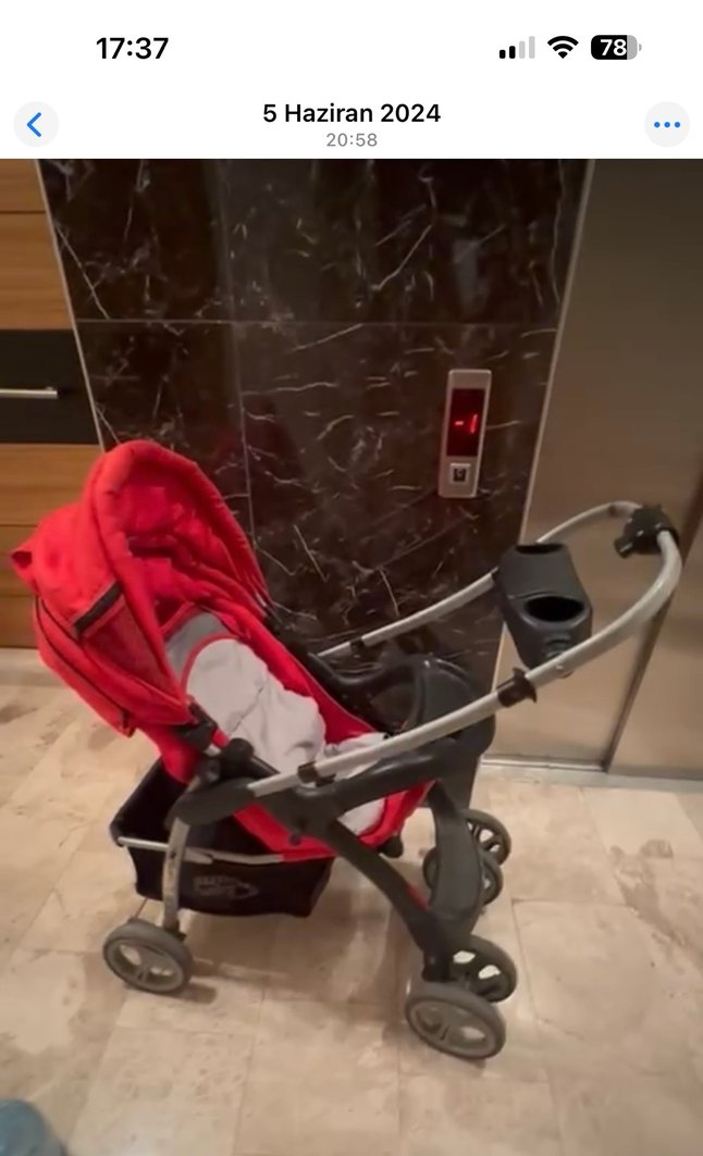 Koyu Kırmızı Bebek Arabası - Görsel 3