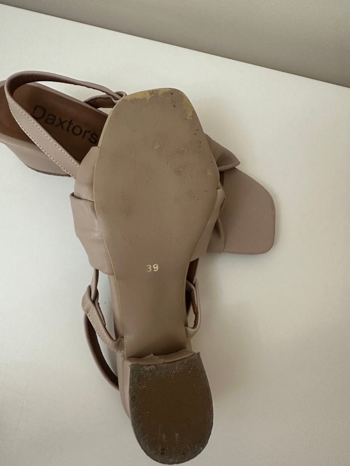 Bej Dolgu Topuklu Kadın Sandalet - Görsel 4