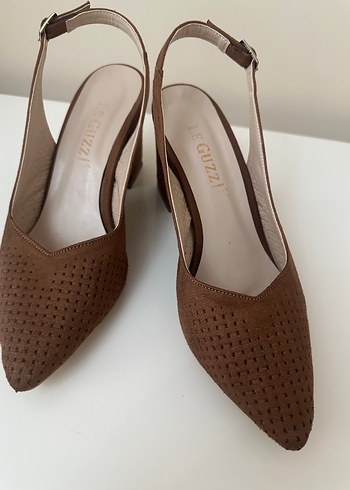 Kahverengi Süet Tokalı Kadın Topuklu Ayakkabı - Görsel 2