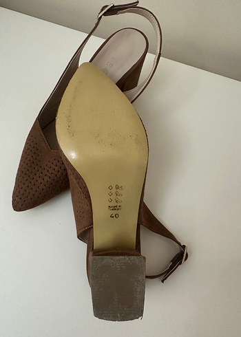 Kahverengi Süet Tokalı Kadın Topuklu Ayakkabı - Görsel 4