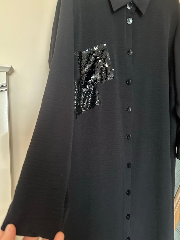 Düğmeli Siyah Uzun Kadın Tunik - Görsel 3