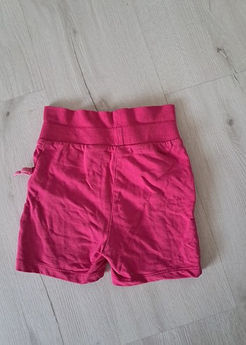 Kemerli Pembe Kız Şortu - Görsel 3