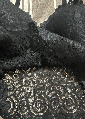 l Beden Siyah Dantel Gotik Bralet