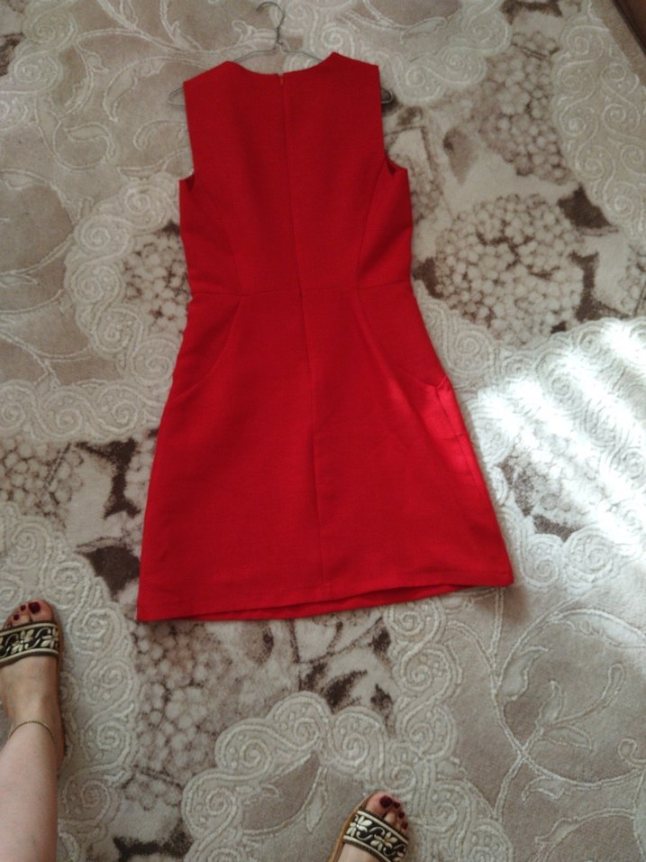 Kırmızı Drape Detaylı Midi Klasik Elbise - Görsel 4