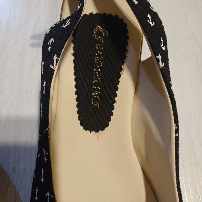 Siyah Desenli Kadın Dolgu Topuklu Ayakkabı - Görsel 5