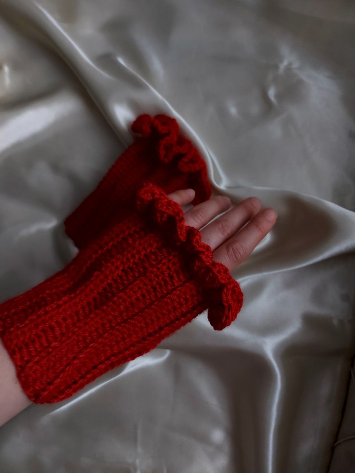 Kırmızı Fırfırlı Kadın Triko Eldiven - Görsel 3