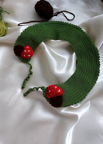 Nakışlı Yeşil Kadın Yakalık - Görsel 2