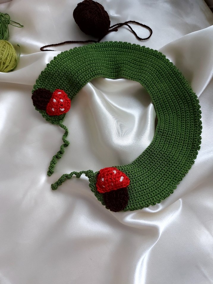 Nakışlı Yeşil Kadın Yakalık - Görsel 2