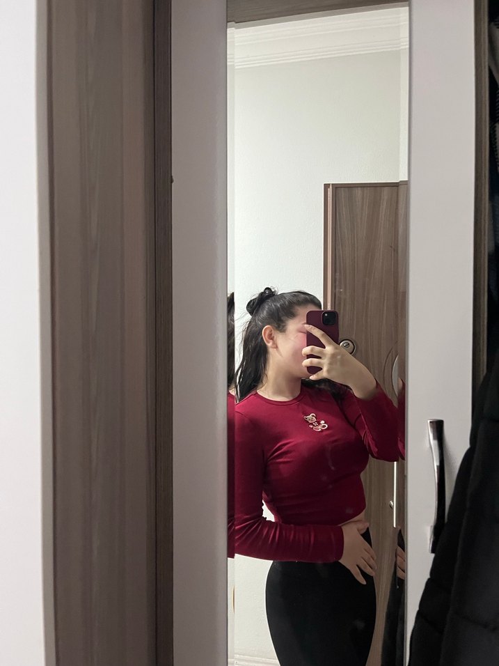 Bordo Uzun Kollu Yüksek Yakalı Crop Top - Görsel 2