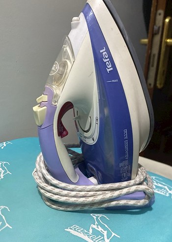 Tefal Buharlı Ütü Beyaz-Mor