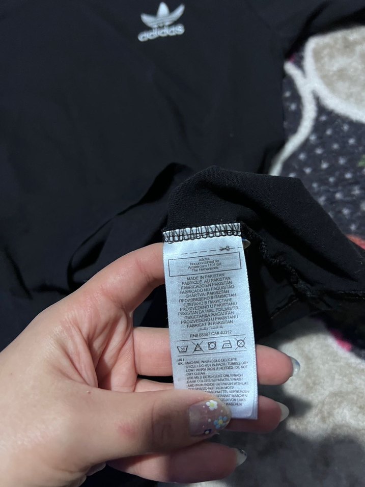 Adidas Siyah Kısa Kollu Kadın Tişört - Görsel 4