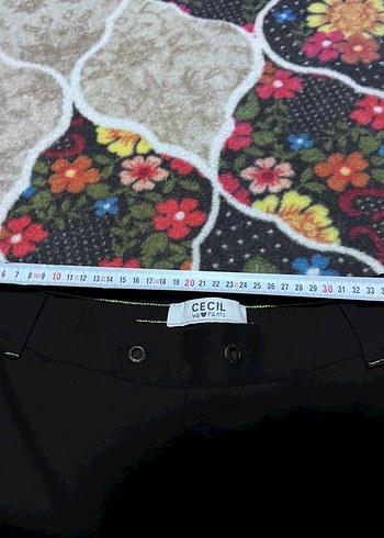 Siyah Kadın Regular Fit Kumaş Pantolon - Görsel 6