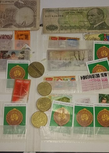 Altın Renkli Koleksiyonluk Madeni Paralar ve Banknotlar - Görsel 2