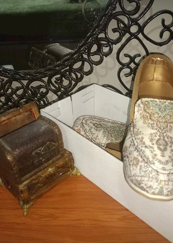 Desenli Beyaz Dolgu Topuk Kadın Babet - Görsel 2