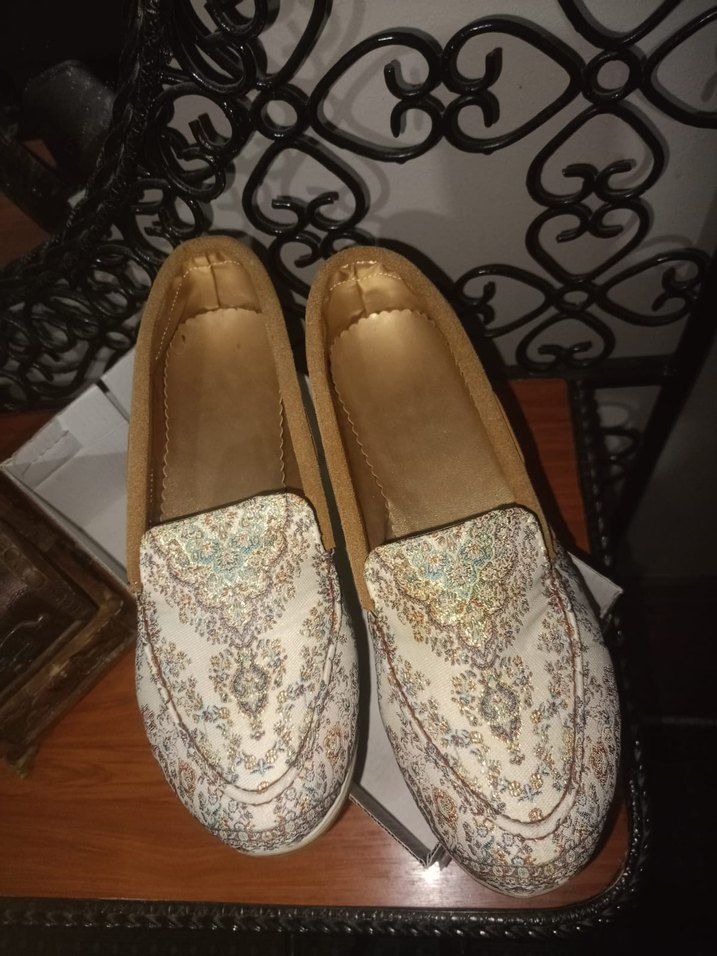 Desenli Beyaz Dolgu Topuk Kadın Babet - Görsel 3