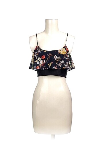 Pull and Bear Mini Üst %70 İndirimli.