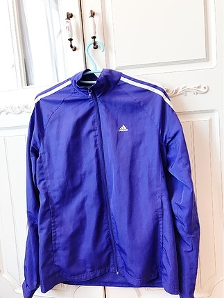 adidas mor yağmurluk