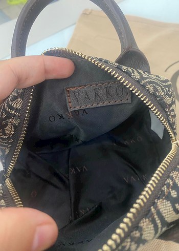 Vakko Vakko Zincir ve deri askılı mini speedy Çanta