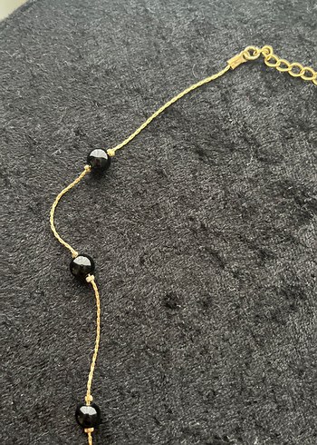 Çelik malzeme siyah inci detaylı gold renk kolye - Görsel 4