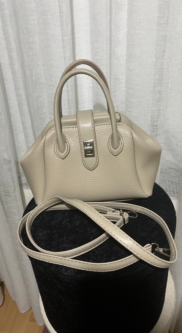 Bej Deri Kadın Çanta Tokalı Modern Klasik - Görsel 4