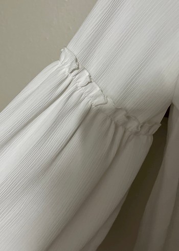 Bershka V Yaka Beyaz Mini Bluz - Görsel 3